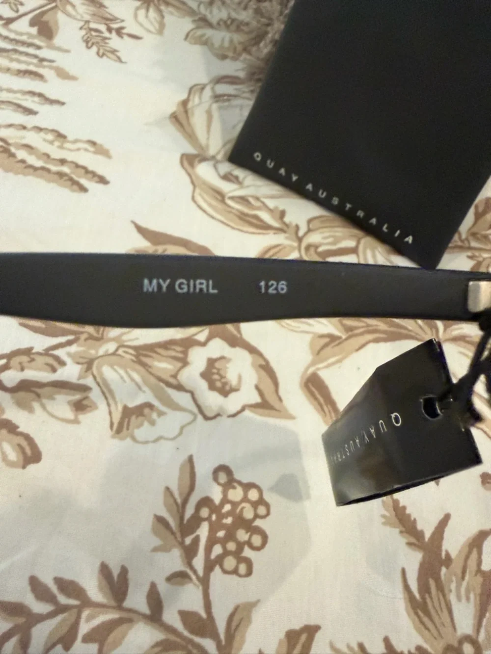 Quay Australia Black Cat-Eye Sunglasses with Dark Lenses